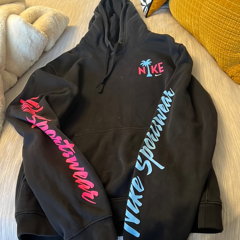 Nike unisex sweatshirt